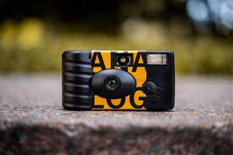 how to print disposable camera pictures and why you should keep your old photos in digital format